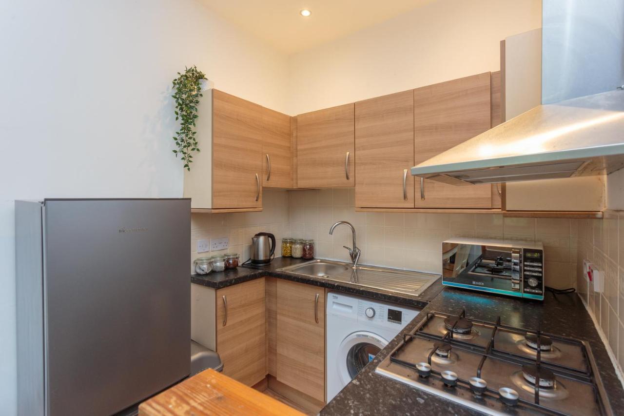 One Bedroom Just A 10 Min Walk From City Center! Appartement *